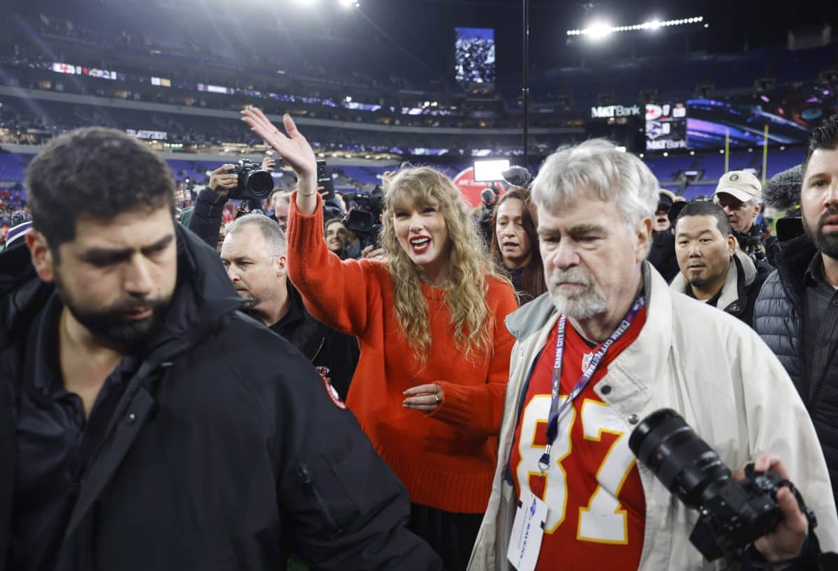 INUSITADO! Taylor Swift &eacute; a real respons&aacute;vel por levar Kansas City Chiefs ao Super Bowl