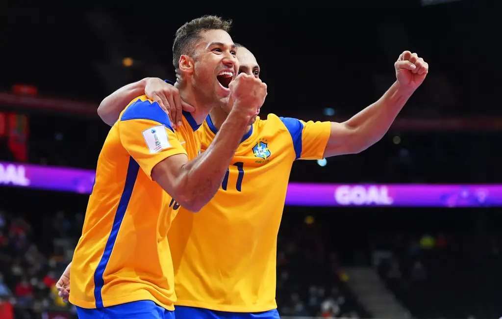 Soteldo do futsal v&ecirc; favoritismo do Brasil na Copa do Mundo, mas alerta: &ldquo;As amea&ccedil;as s&atilde;o Portugal e&hellip;&rdquo;