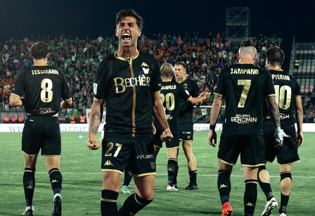 Os 85 uniformes mais bonitos do mundo