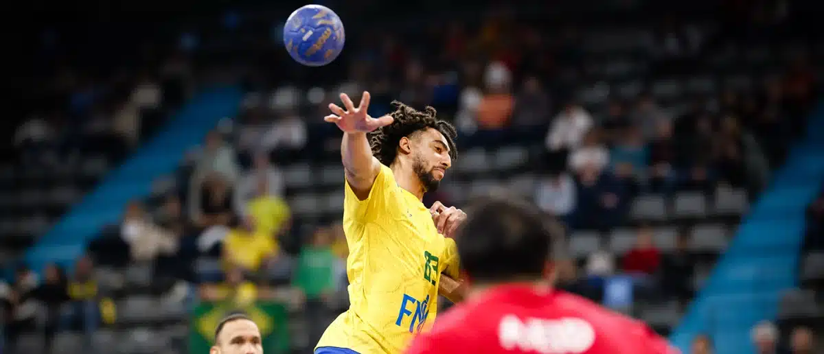 Brasil se recupera contra o Bahrein e tem prova de fogo na &uacute;ltima rodada do Pr&eacute;-Ol&iacute;mpico de Handebol
