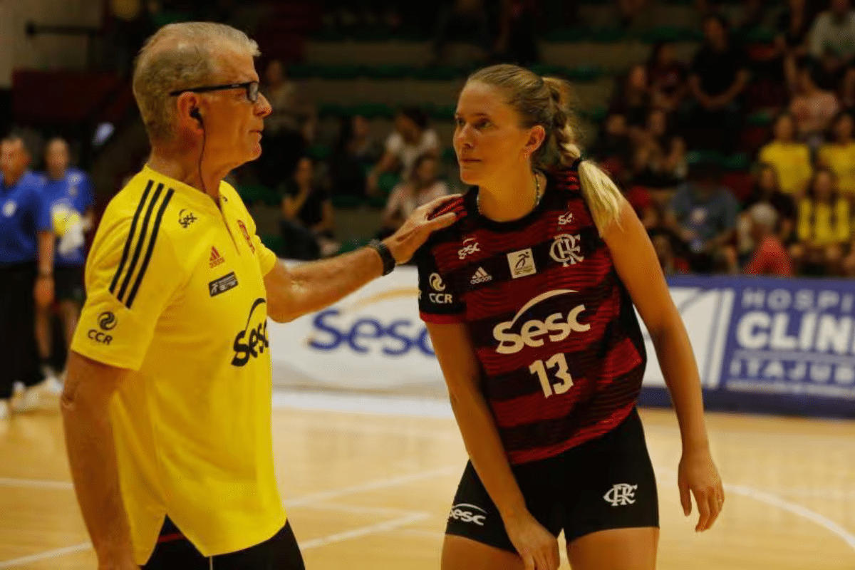 Privil&eacute;gios para Brie King, com aval de Bernardinho, causam atrito no Flamengo