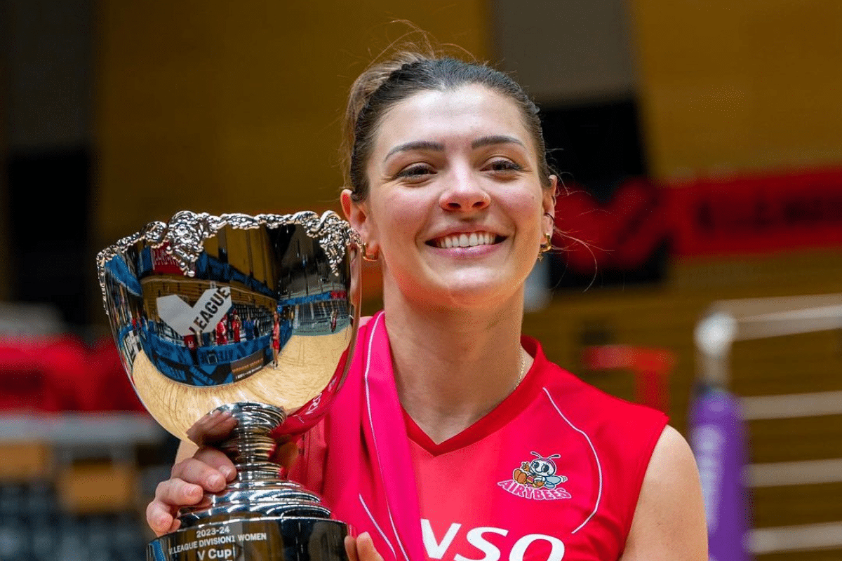 TEMPORADA HIST&Oacute;RICA! Rosamaria d&aacute; show e &eacute; campe&atilde; no Jap&atilde;o