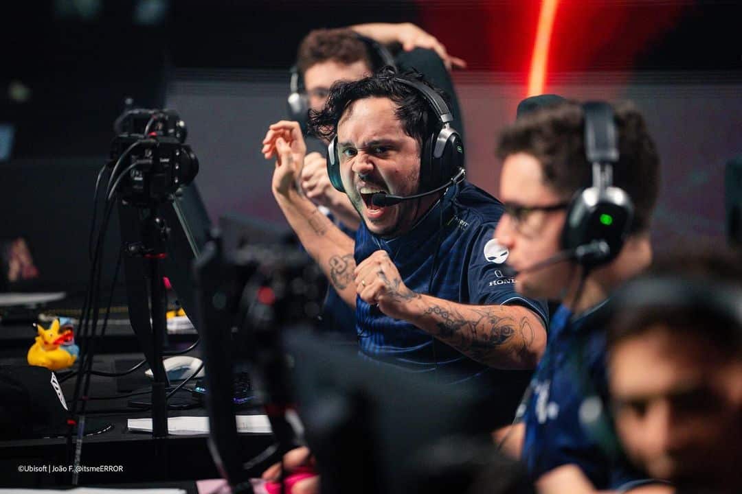 MILH&Otilde;ES DE REAIS! Team Liquid avan&ccedil;a e pode faturar SUPER PR&Ecirc;MIO em torneio internacional de Rainbow Six