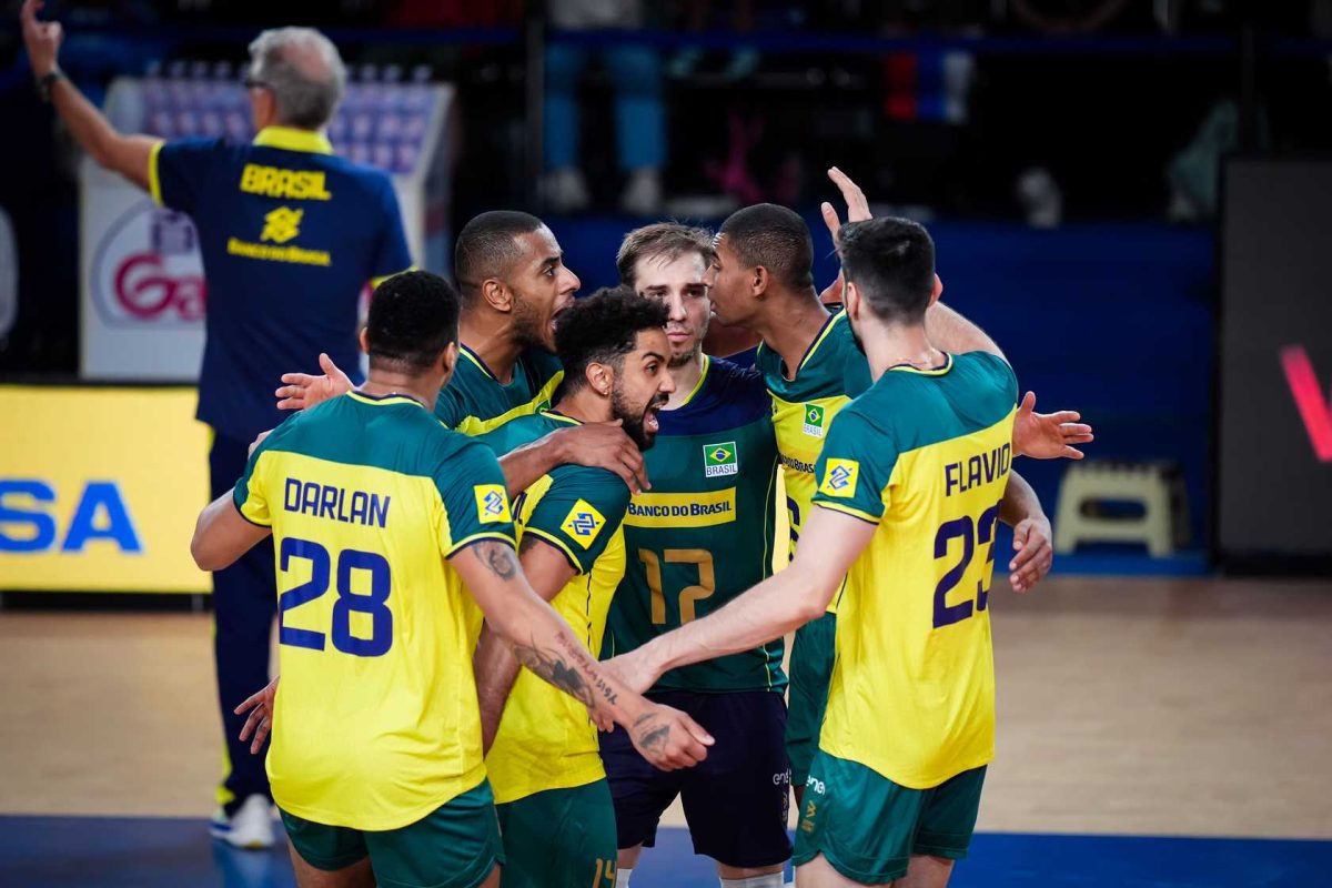 Com retorno de nomes de peso, Bernardinho anuncia jogadores para duelo com a Pol&ocirc;nia