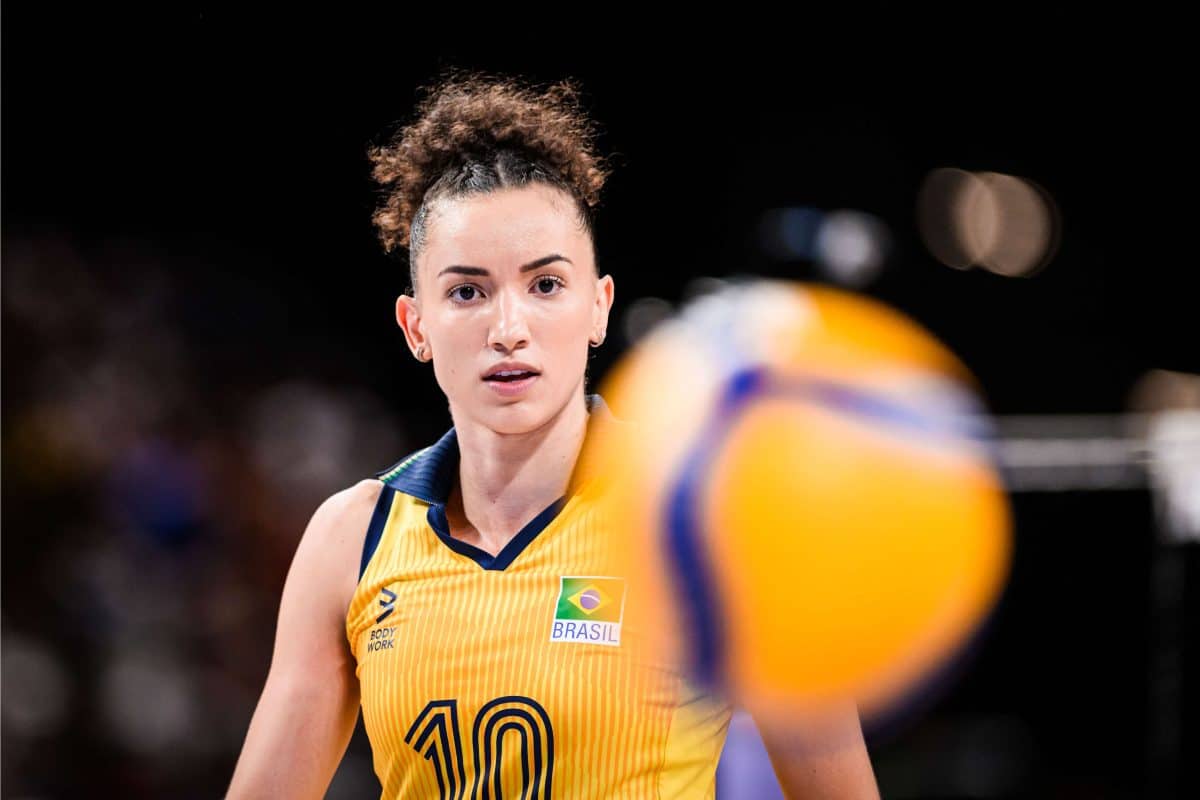 Gabi Guimar&atilde;es aponta o grande vacilo da Sele&ccedil;&atilde;o no 3 x 0 contra a Pol&ocirc;nia