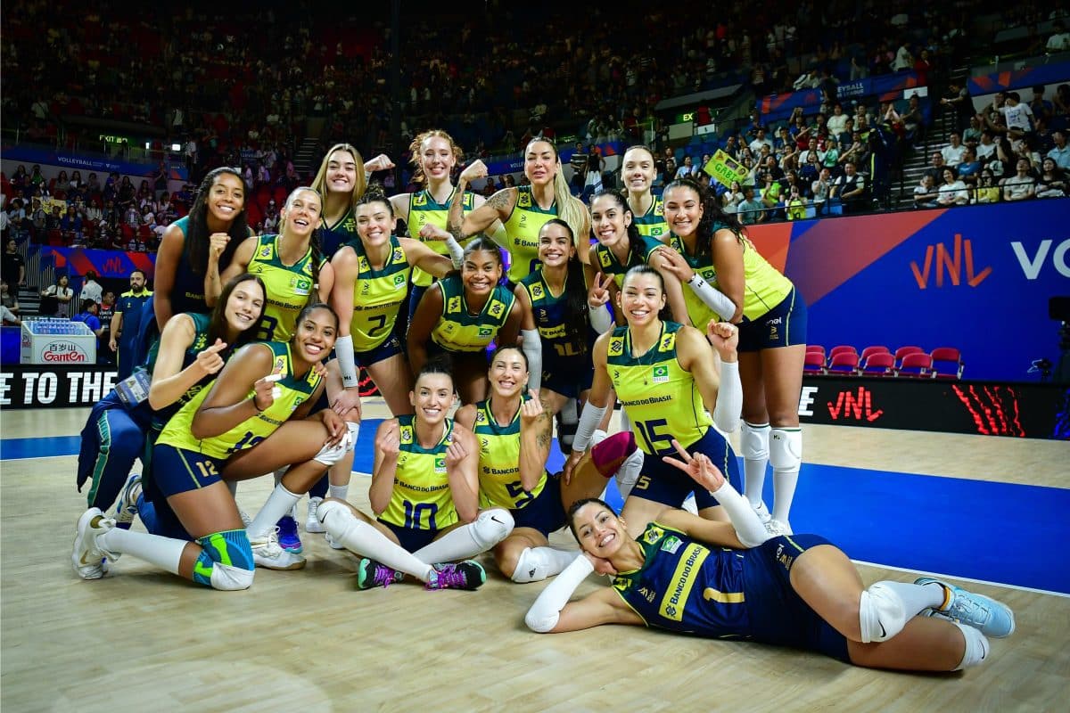 Craque da Sele&ccedil;&atilde;o Brasileira fala a verdade sobre invencibilidade na VNL: &ldquo;N&atilde;o &eacute; suficiente, porque&hellip;&rdquo;