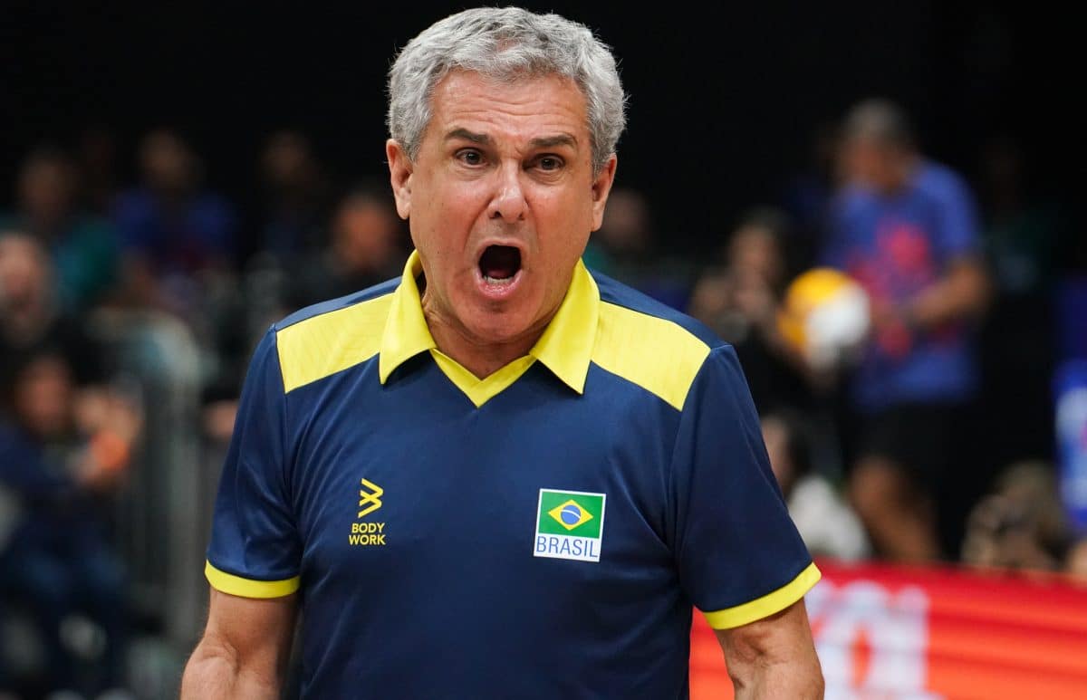 Dor de cabe&ccedil;a para Z&eacute; Roberto Guimar&atilde;es? Jogadora sai chorando ap&oacute;s duelo com a Tail&acirc;ndia