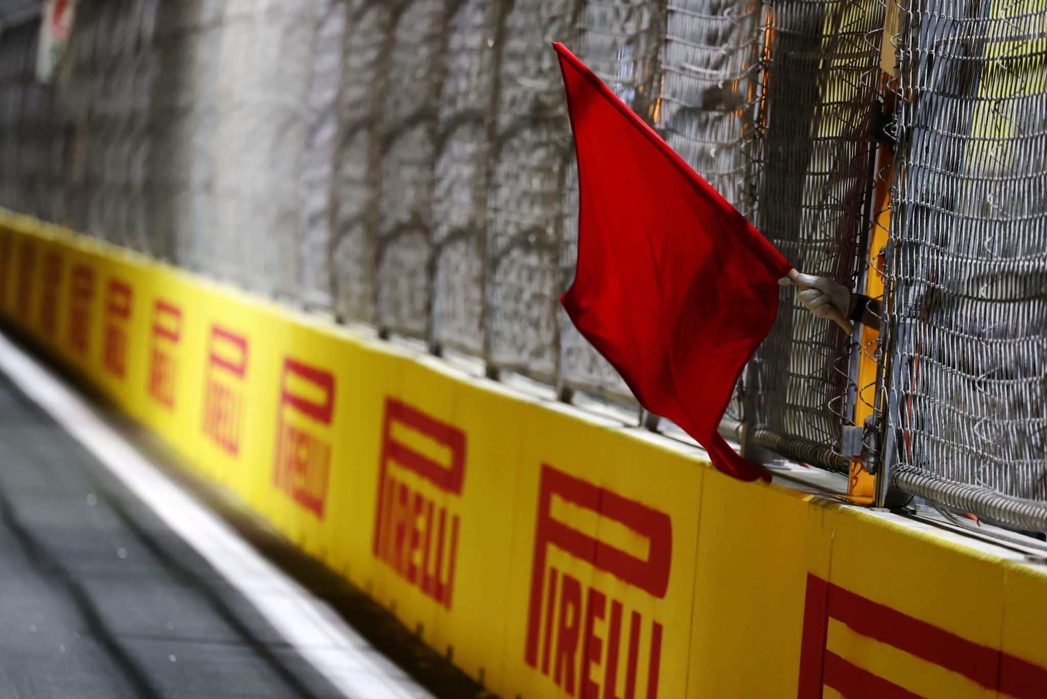 Bandeira vermelha da Fórmula 1