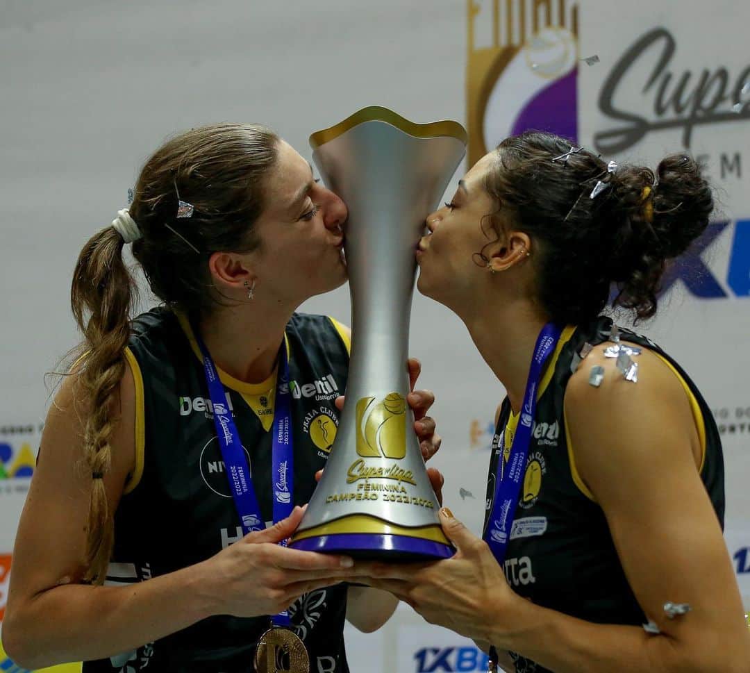 Carolana e Anne campe&atilde;s