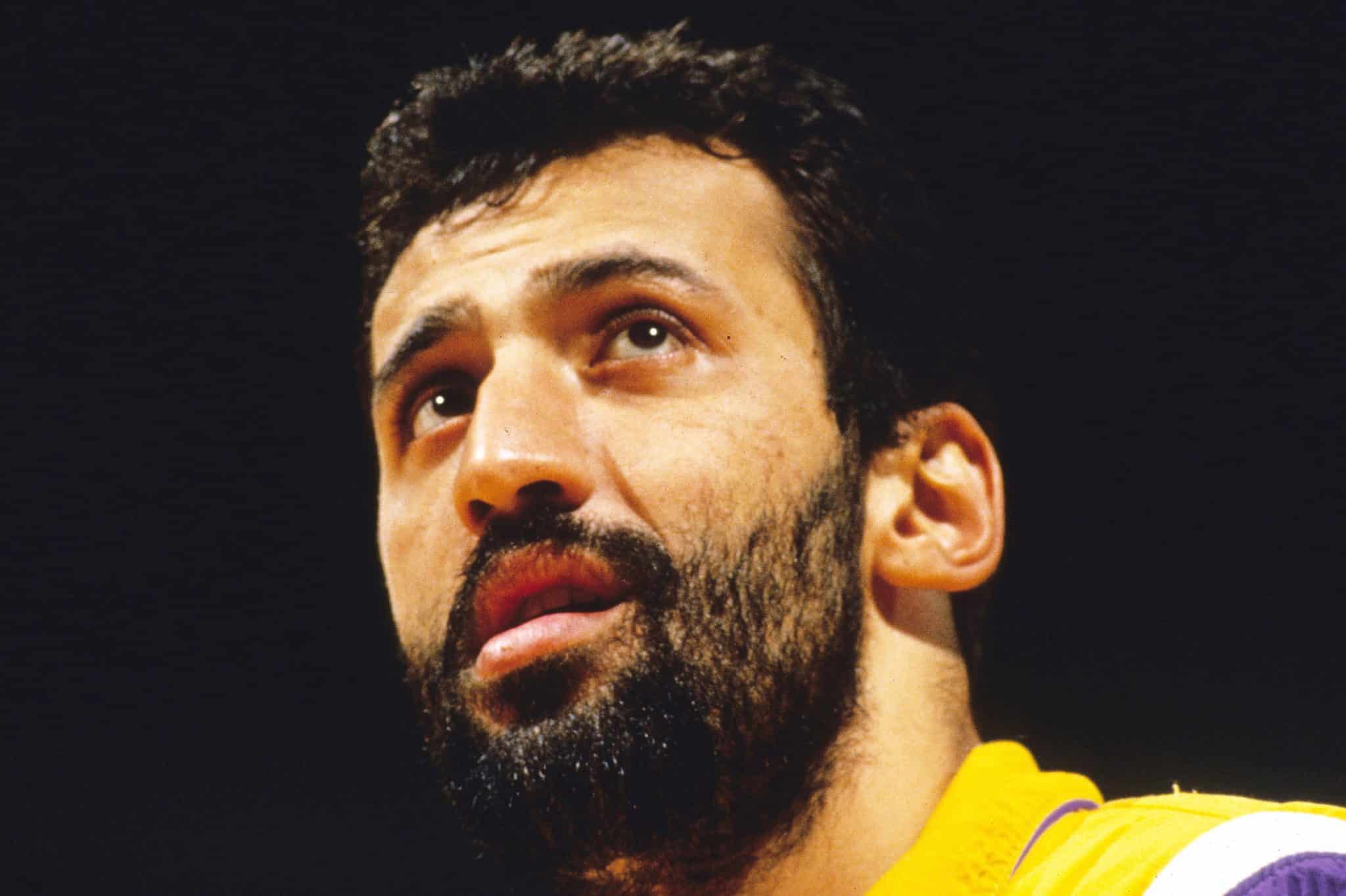 Os 15 melhores jogadores estrangeiros da hist&oacute;ria da NBA [2024]