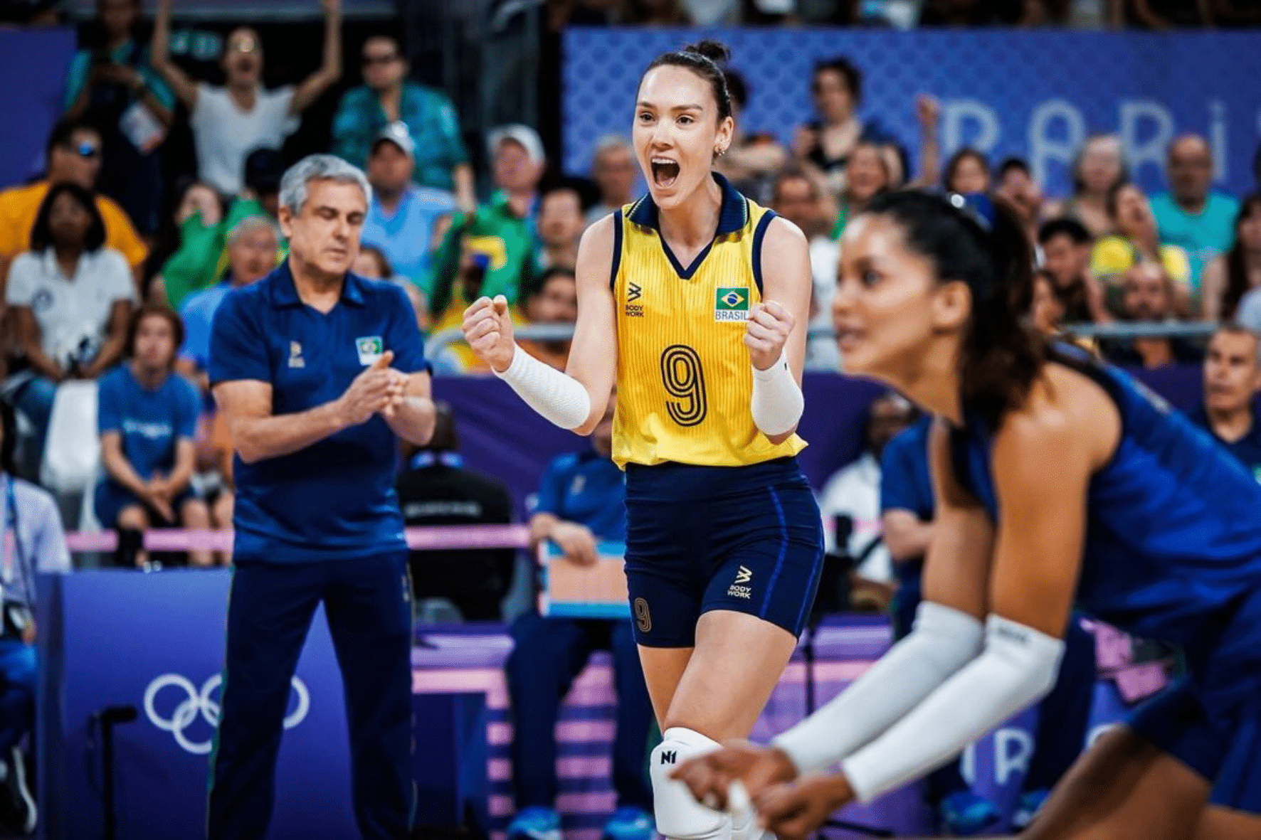 Roberta defendendo a Sele&ccedil;&atilde;o Brasileira (Volleyball World)