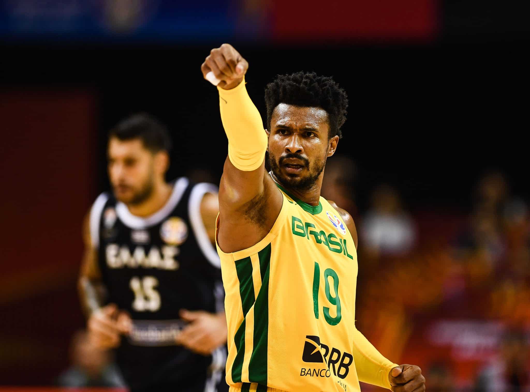 Melhores jogadores de basquete do Brasil na hist&oacute;ria e na atualidade [2024]