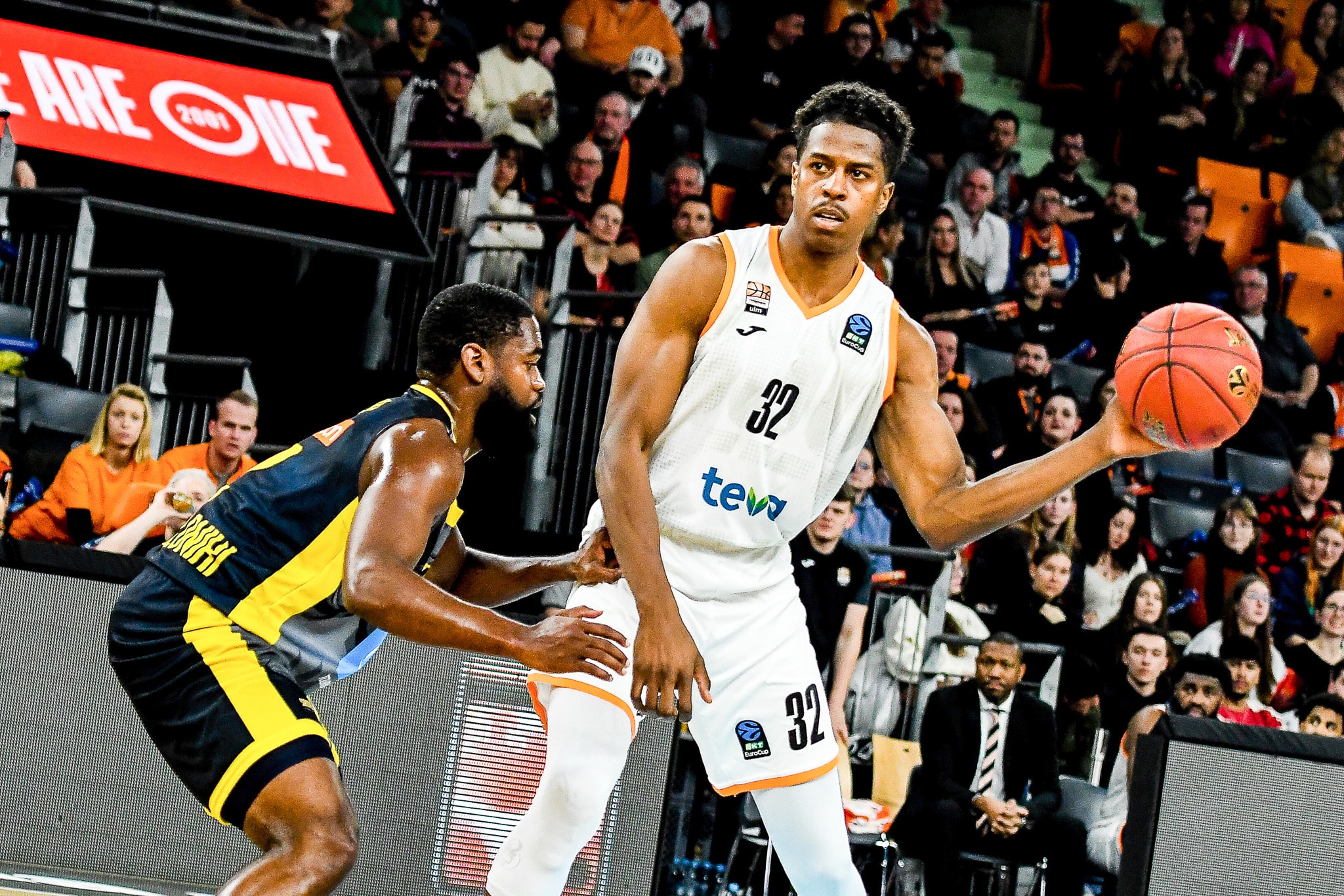 Melhores jogadores de basquete do Brasil na hist&oacute;ria e na atualidade [2024]