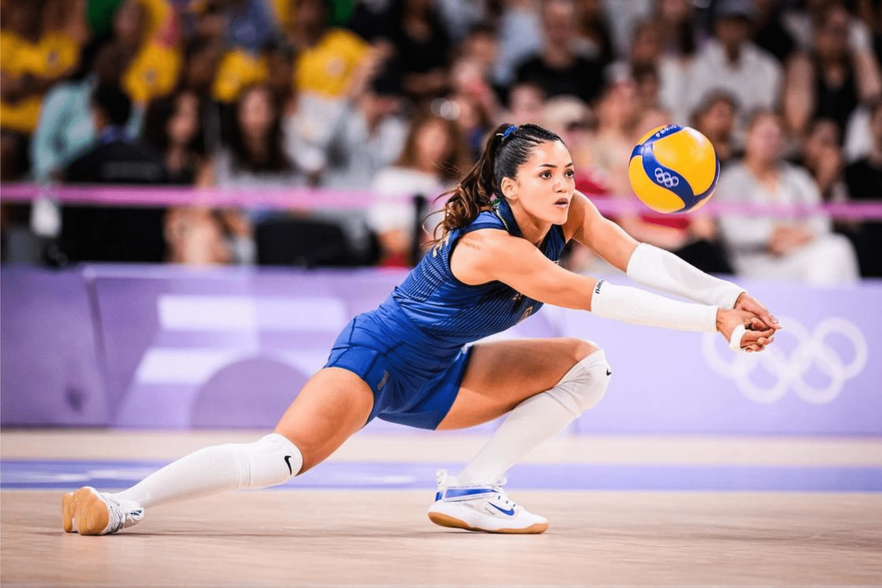 Nyeme foi a l&iacute;bero principal do Brasil em Paris 2024 (Volleyball World)