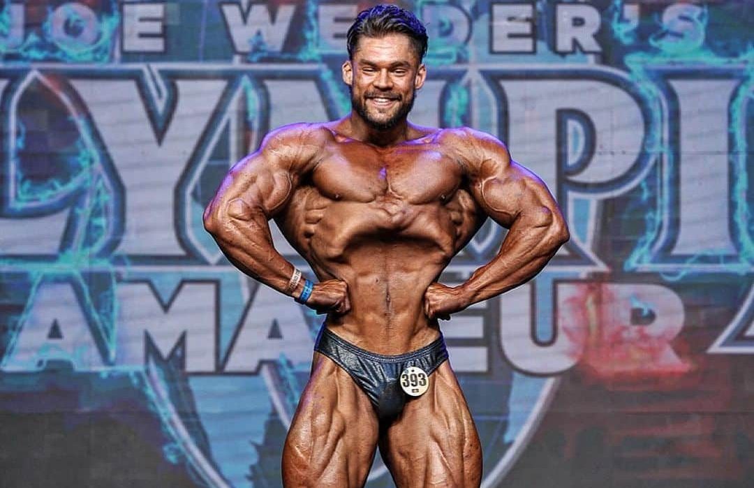 Matheus Menegate, a nova estrela da Classic Physique hist&oacute;ria, t&iacute;tulos e Olympia