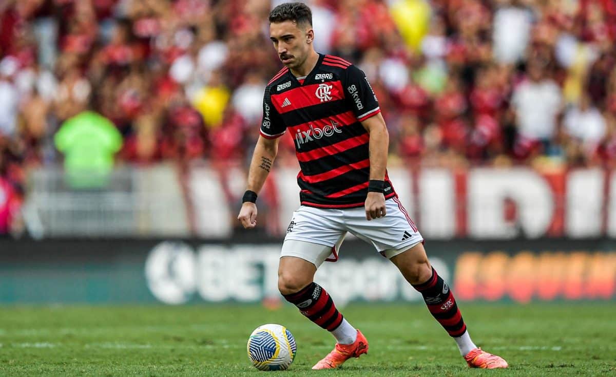 Melhores zagueiros do Brasil (2026): confira o top 10 da hist&oacute;ria e na atualidade