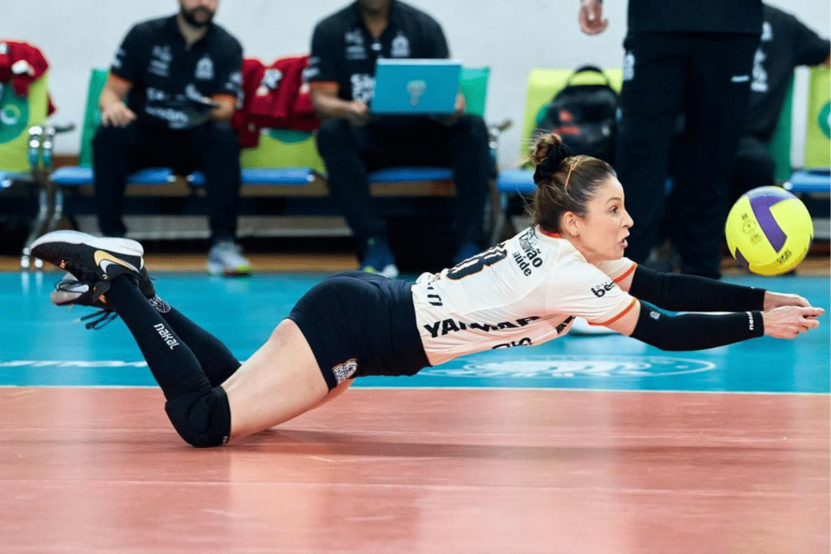 L&iacute;bero no v&ocirc;lei (2026): fun&ccedil;&atilde;o, o que pode e o que n&atilde;o pode fazer