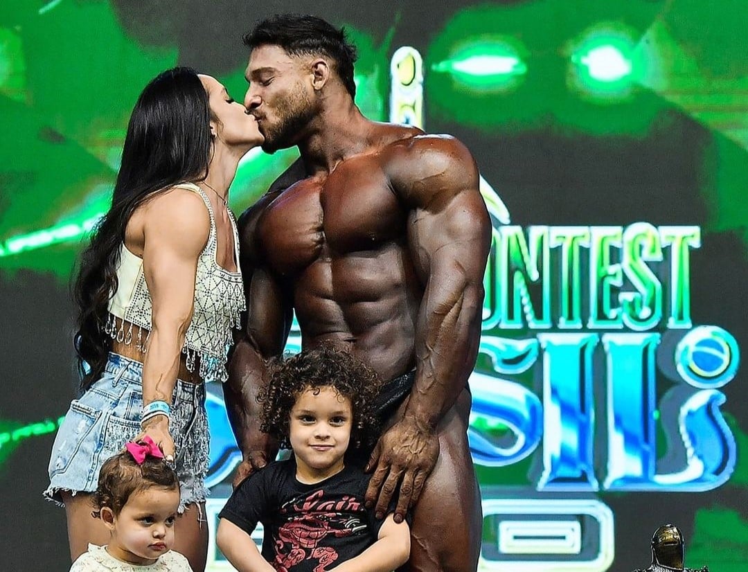 &ldquo;Foi uma loucura&rdquo;, esposa de Ramon Dino revela qual foi o grande desafio para o Mr. Olympia Brasil