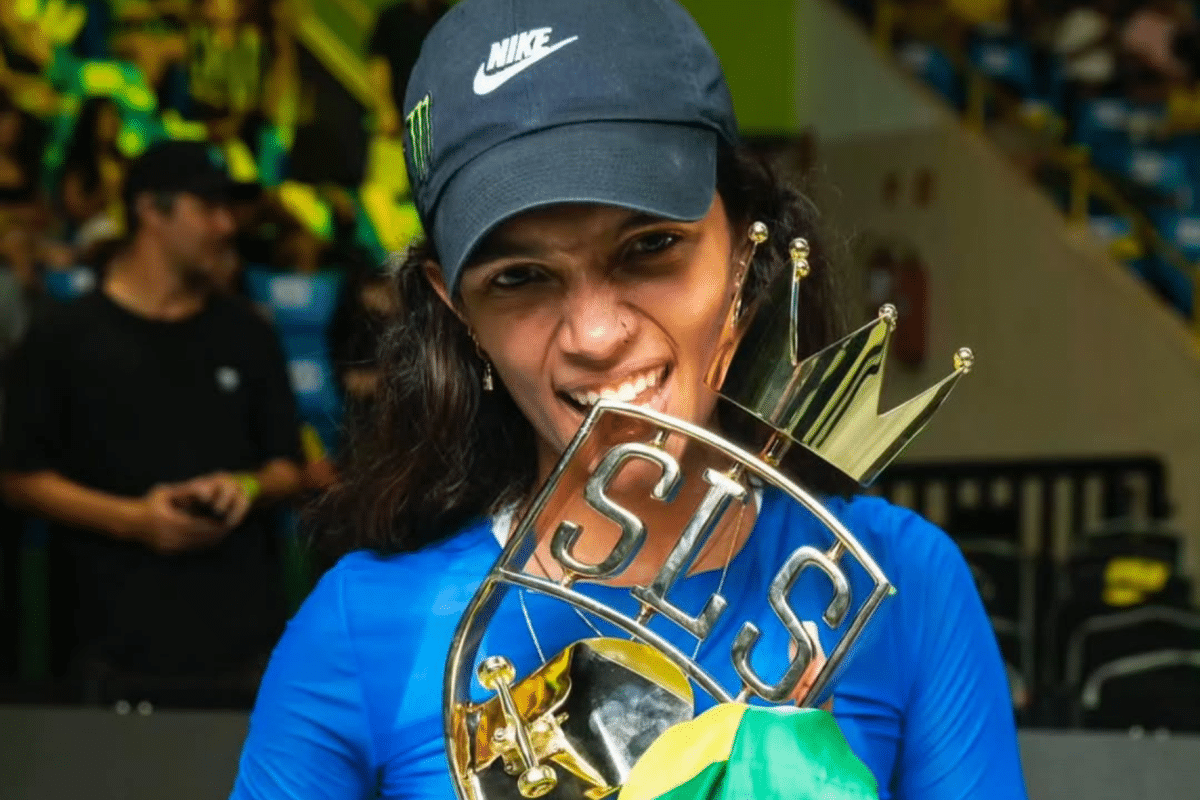 Rayssa Leal fala pela primeira vez como &uacute;nica tricampe&atilde; mundial de skate