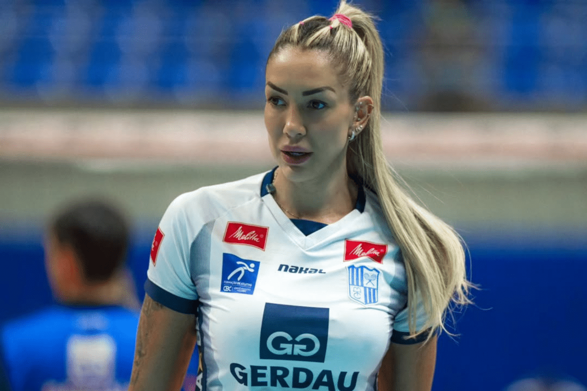 Tha&iacute;sa atinge marca impressionante mesmo com elimina&ccedil;&atilde;o do Minas no Mundial de Clubes