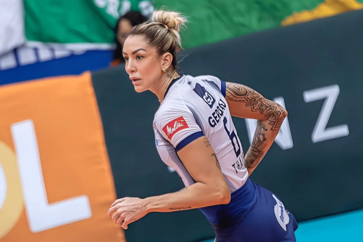 Tha&iacute;sa fala pela primeira vez sobre elimina&ccedil;&atilde;o do Minas no Mundial de Clubes
