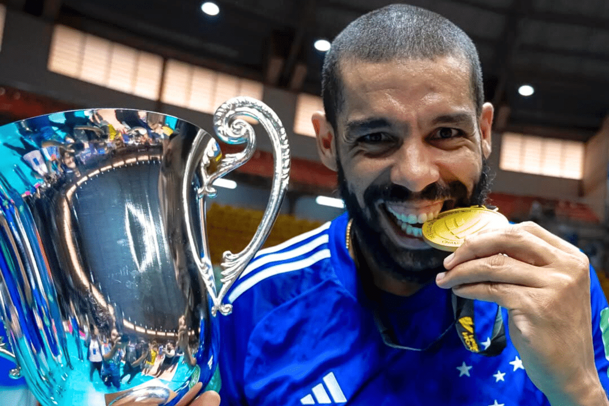 Com Wallace no top 10! Site elege os melhores jogadores de v&ocirc;lei do mundo em 2024