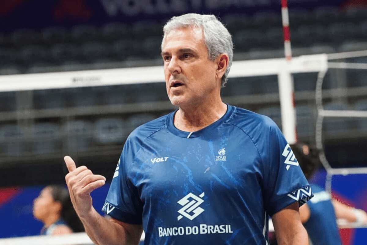&ldquo;Chegou com um edema&rdquo;, Z&eacute; Roberto revela dois desfalques do Brasil para a VNL no Rio