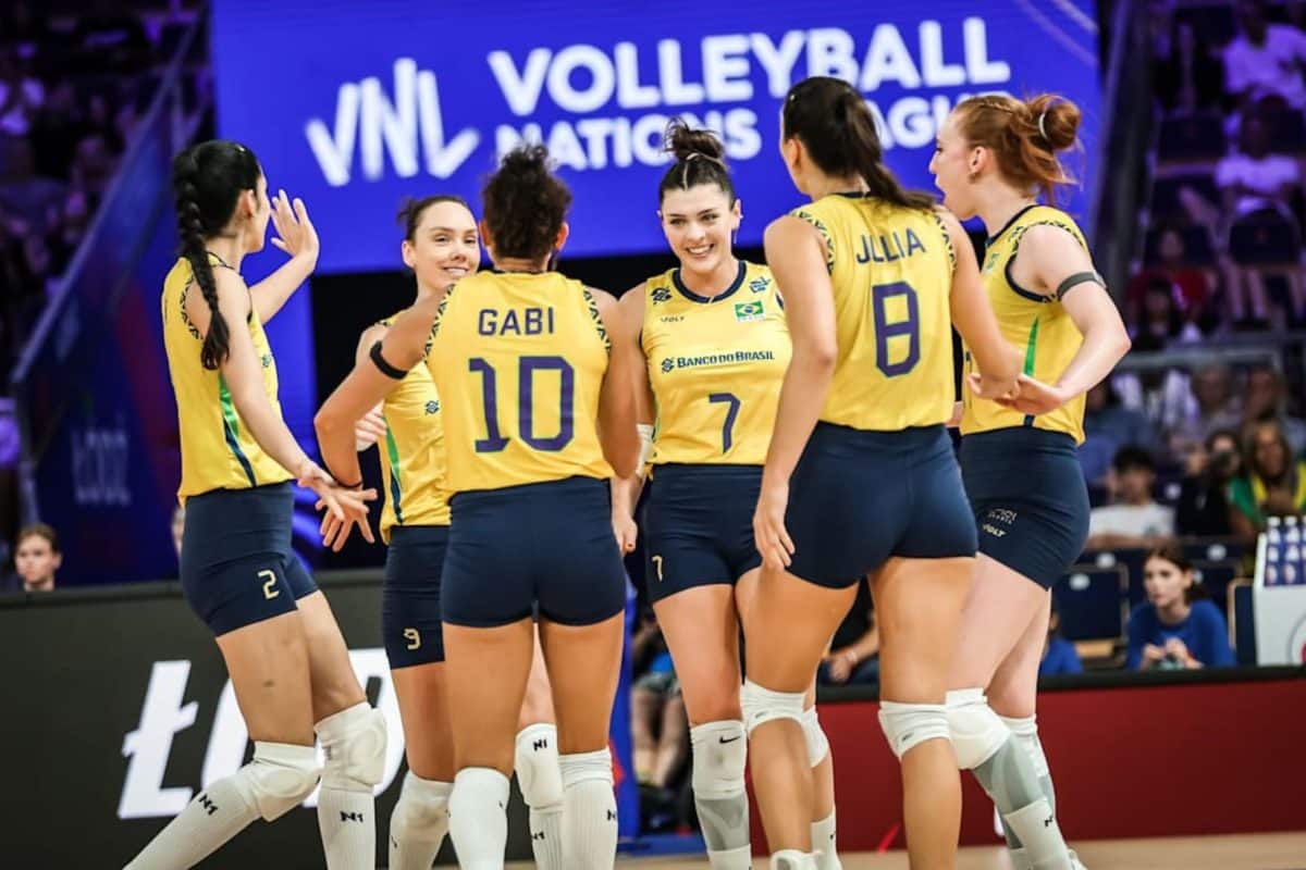 Brasil &eacute; vice-campe&atilde;o da VNL e torcida aponta culpada: &ldquo;Decep&ccedil;&atilde;o total&rdquo;