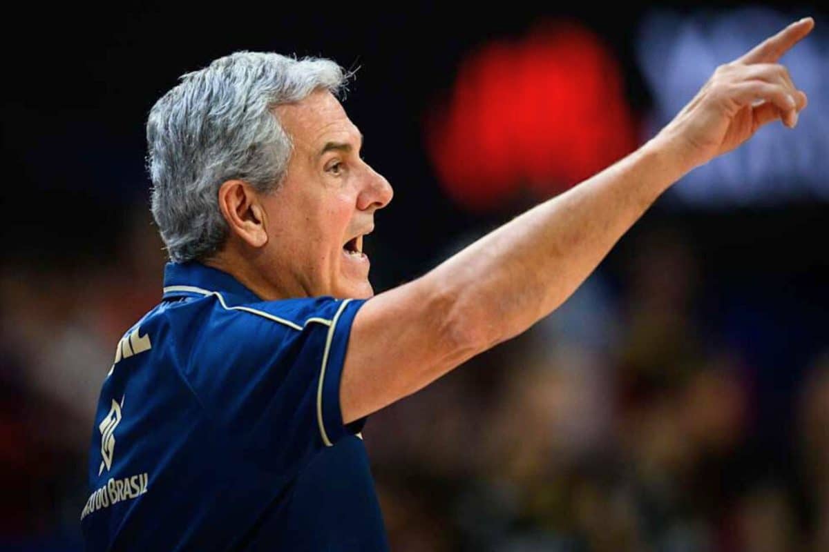 Cabem na Sele&ccedil;&atilde;o Brasileira! Z&eacute; Roberto elege 4 estrangeiras que sonha treinar