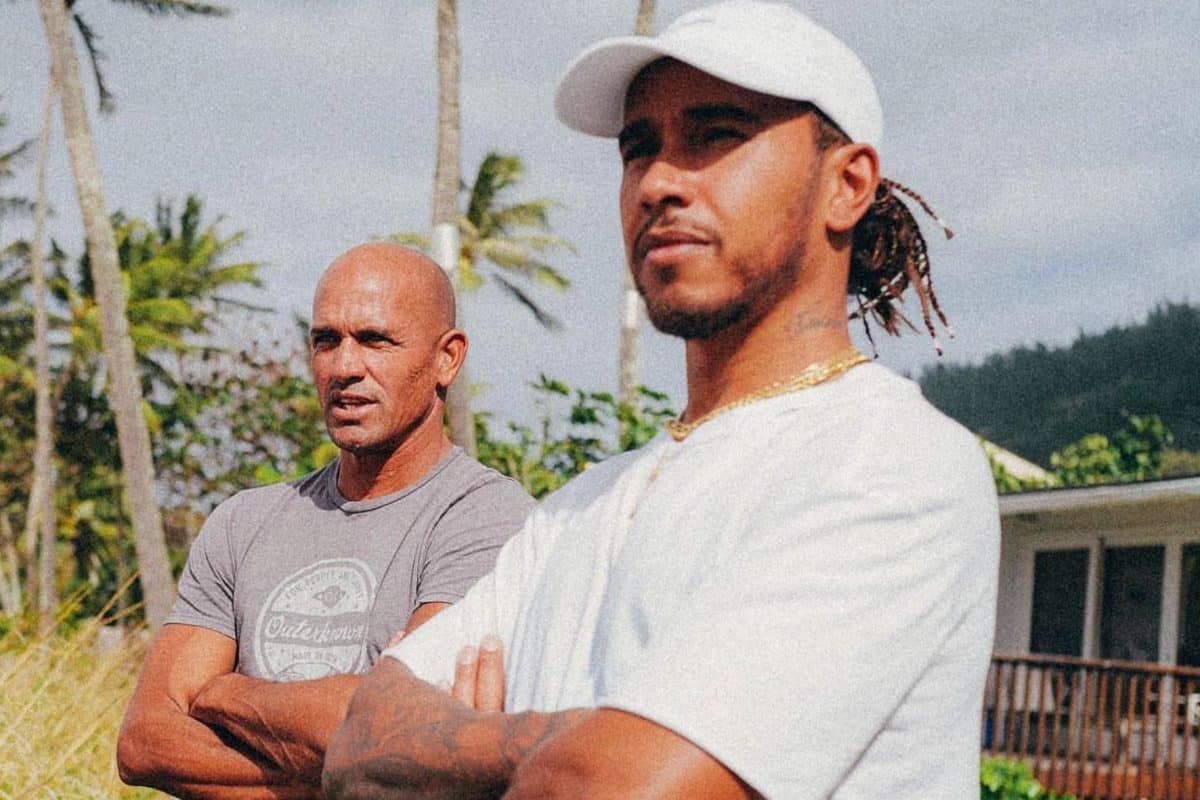 O dia em que Lewis Hamilton quase perdeu sua vida surfando com Kelly Slater no Hava&iacute;