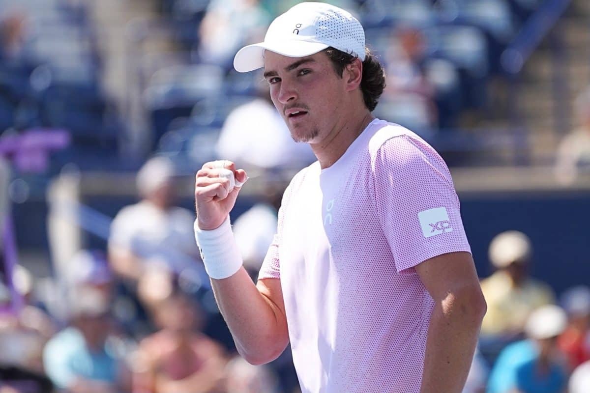 &ldquo;O problema de Jo&atilde;o Fonseca s&atilde;o os f&atilde;s de futebol! Querem destruir um menino de 18 anos&rdquo;