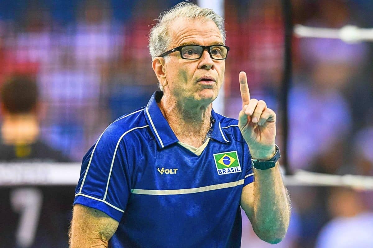 [Exclusiva] Bicampe&atilde;o ol&iacute;mpico revela o grande problema da Sele&ccedil;&atilde;o Brasileira de Bernardinho: &ldquo;Falta esse jogador&rdquo;