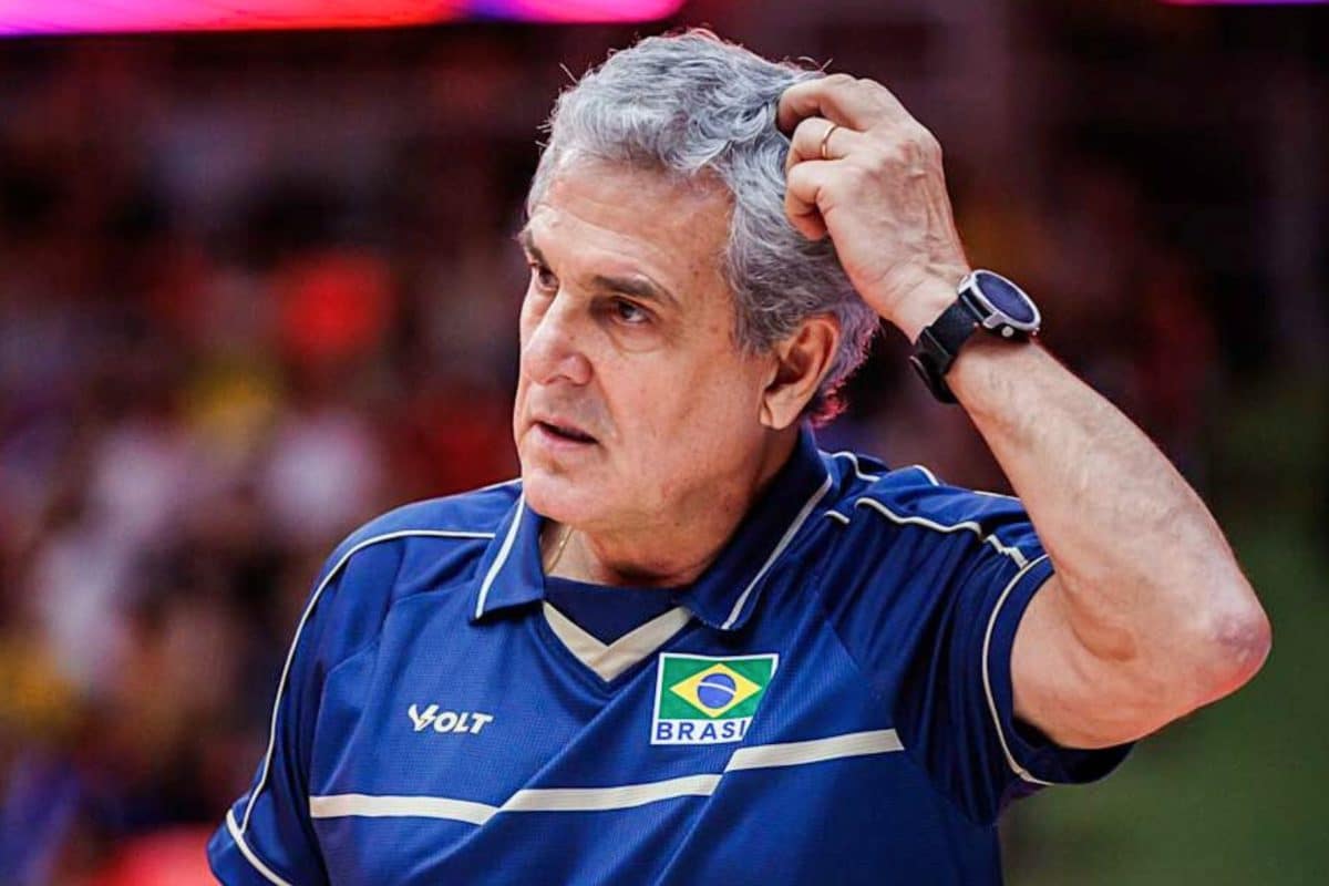 Medalhista ol&iacute;mpica revela briga com Z&eacute; Roberto Guimar&atilde;es